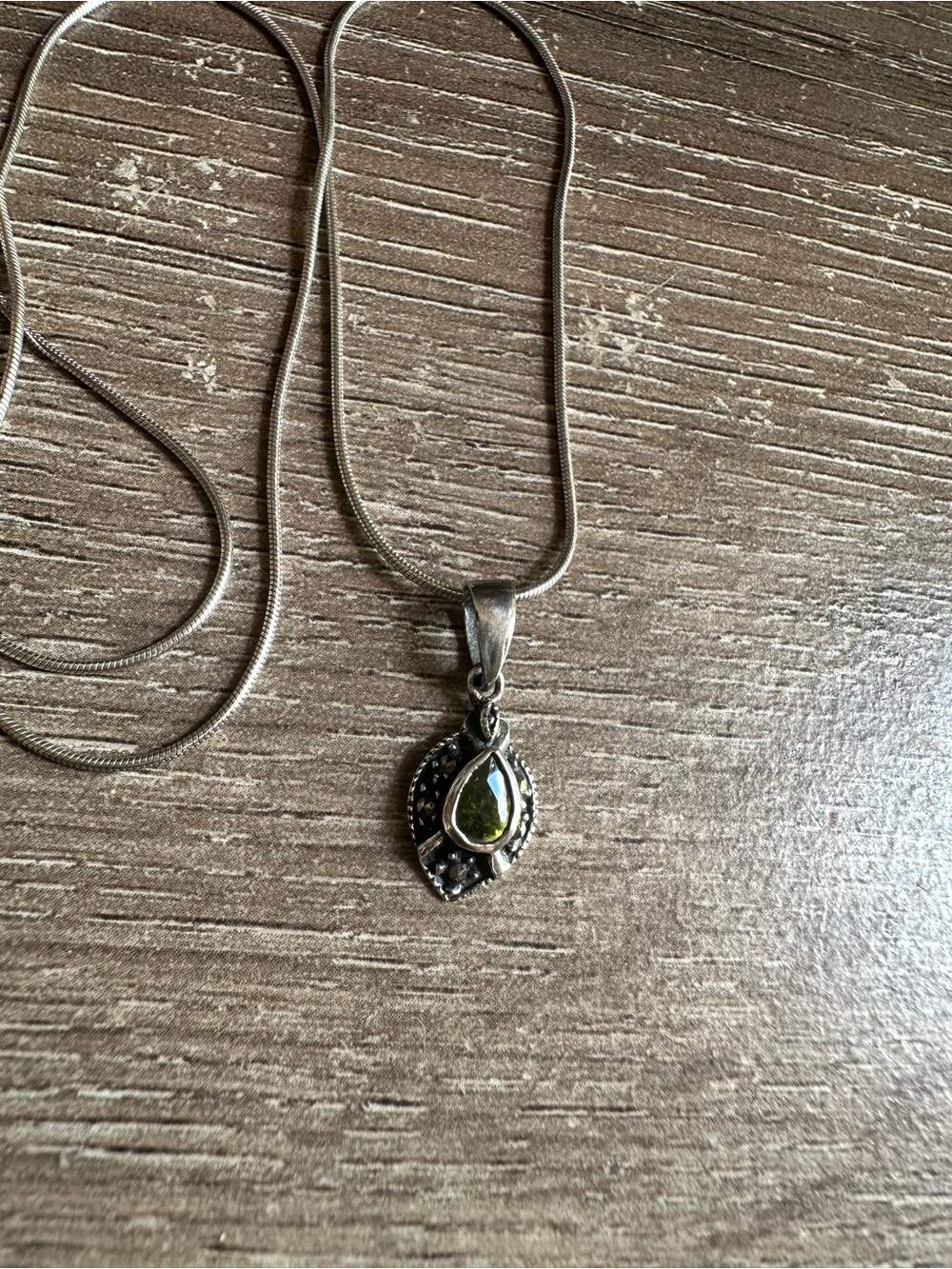 Sterling Silver Marcasite and Peridot Pendant Necklace Stamped 925 18 Inches